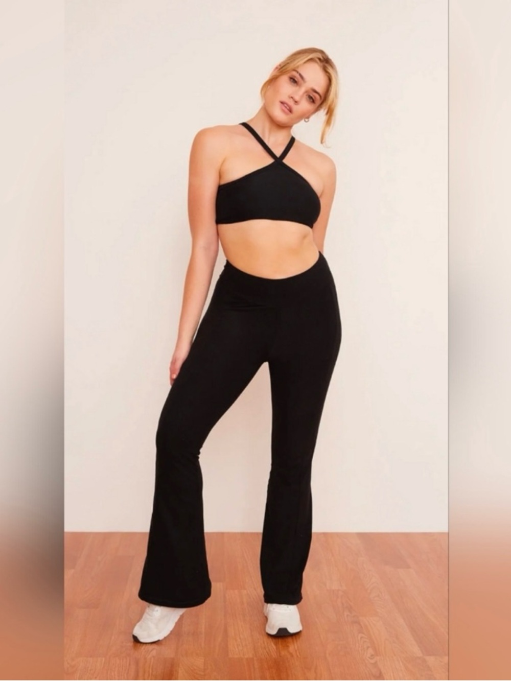 Wolven Black Onyx Flare Leggings